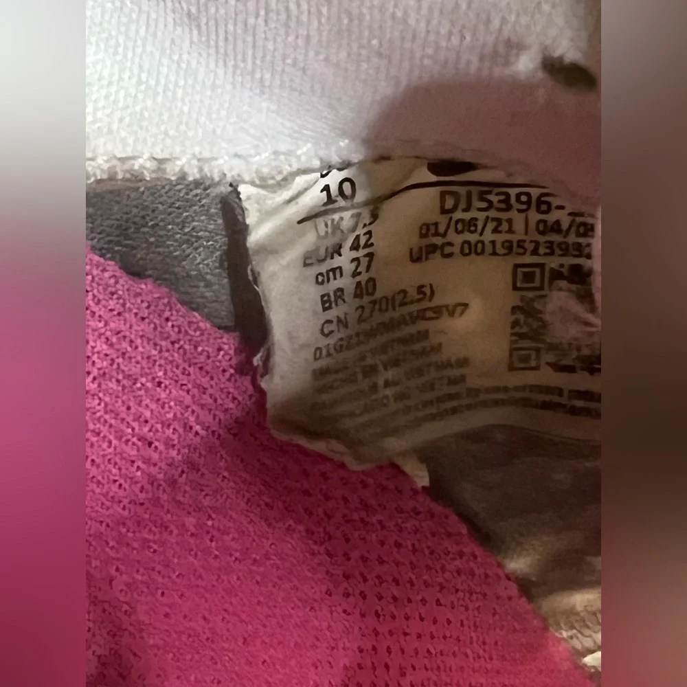 Women's Nike React Infinity Run Flyknit 2 - Picture 3 of 9